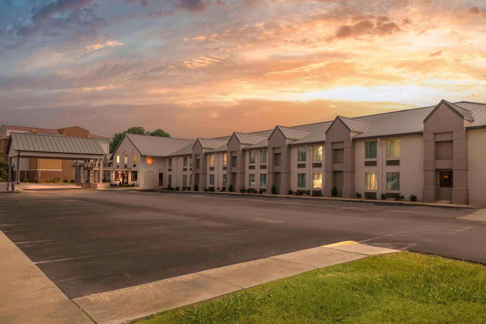 Comfort Inn Petersburg Near Fort Gregg-Adams Luaran gambar
